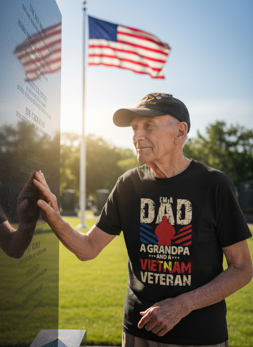 I’m a Dad, a Grandpa & a Vietnam Veteran T‑Shirt – Proud Military Family Tee